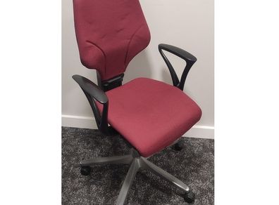 Premium ergonomic Swiss computer chair Giroflex 64-7078
