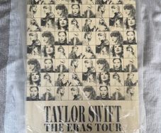 Taylor Swift - Era's Tour VIP merch box