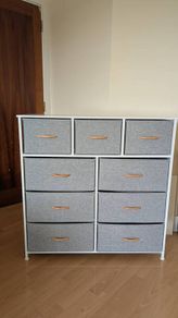 Chest of drawers