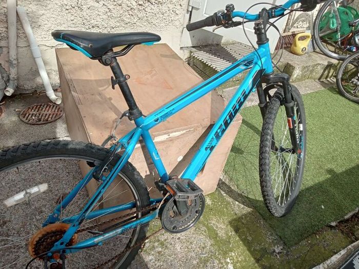 mountain bike