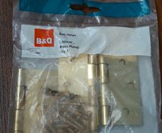 Set of hinges