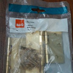 Set of hinges