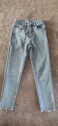Stradivarius Mom Slim jeans size 10