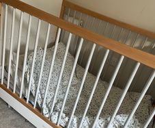 Baby & toddler cot snuz cot