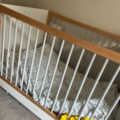 Baby & toddler cot snuz cot