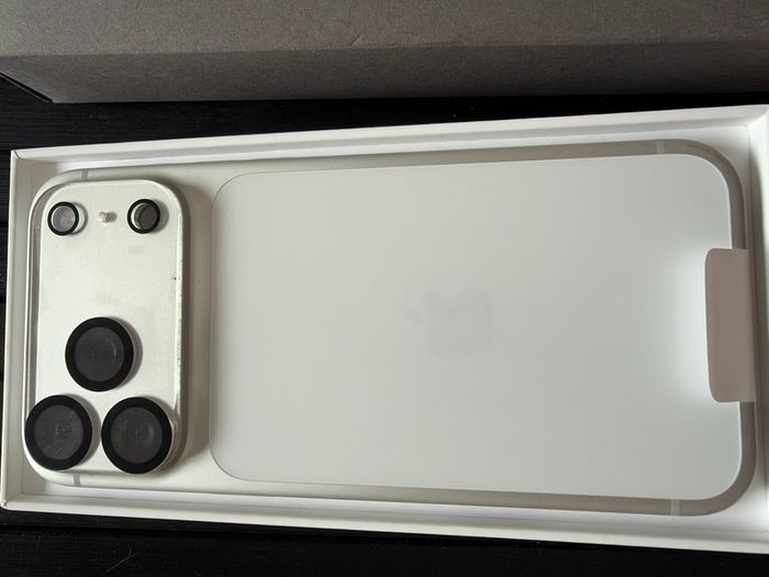 iPhone 17 pro max 256gb Brand New Cond