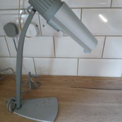 Desk Lamp, bit rust