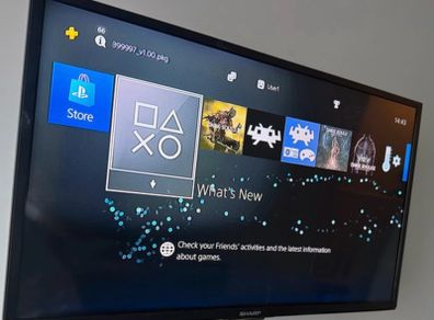 ps4 slim 1TB cfw 12.52 and controller 1