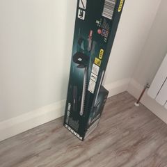 cordless hedge trimmer