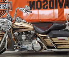 H-D Road King CVO 100th Anniversary
