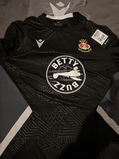 Brand new Wrexham 23/24 training top