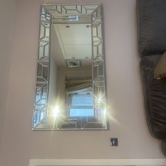 wall mirror
