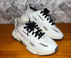 Adidas Ozweego Celox Ladies Trainers UK5 EUR38