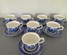 Cups Saucers Churchill
