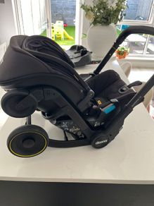 Doona X Car Seat & Stroller With ISOFIX base