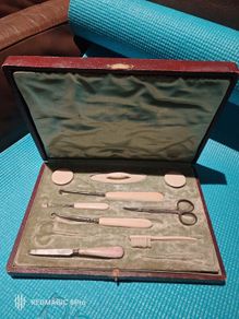 manicure set