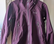 Rab Womens Size 14 Kangri Gore-Tex Jacket in Purple
