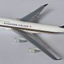 Singapore Airlines 1:400 Scale Megatop 747-400 9V SPG Image 2