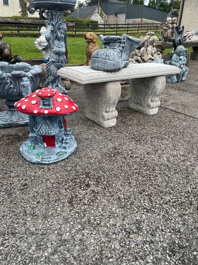 garden ornaments