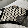 jumper nwt exquiss's brand freesize over sized jumper with side slits black & cream Image 10