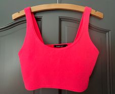 BOOHOO ladies pink vest crop size 8/10