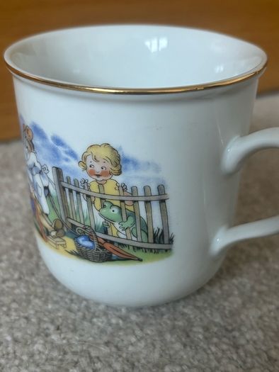 Vintage Czechoslovakian Doctor Bolito Porcelain Mug
