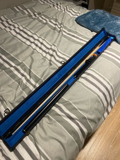snooker cue