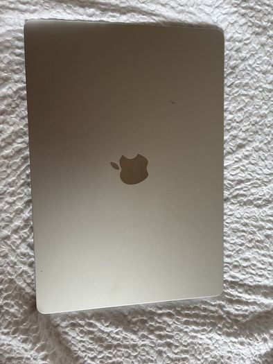 mac book air 15 inch, m2, 2023