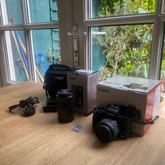 Canon M50 Mark II + 55-200mm lens