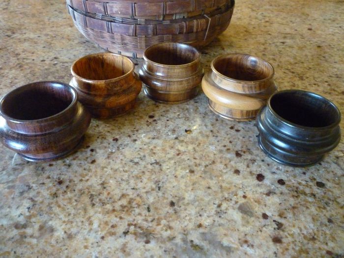 Wooden Napkin Ring holders-set Of 5 Vintage With Storage Box