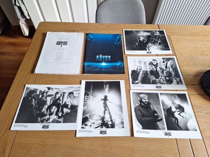 The Abyss Movie Press Kit 1988