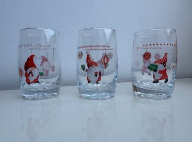 Christmas cups