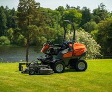 ride on lawnmower