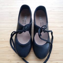 tap dance shoes