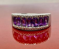Silver ring with Amethyst and  Zircons