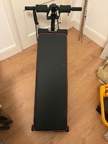 Exercise bench