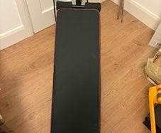 Exercise bench