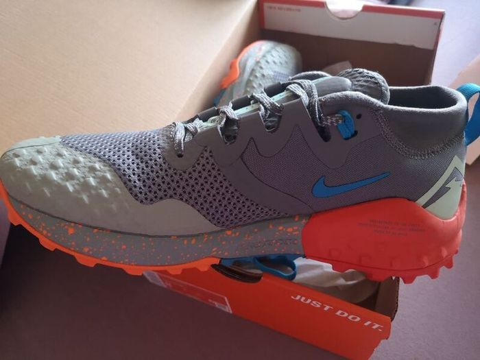 Nike