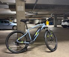 rockrider E-st 100