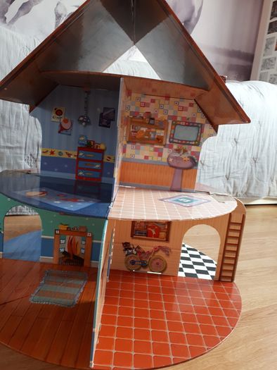 Doll House