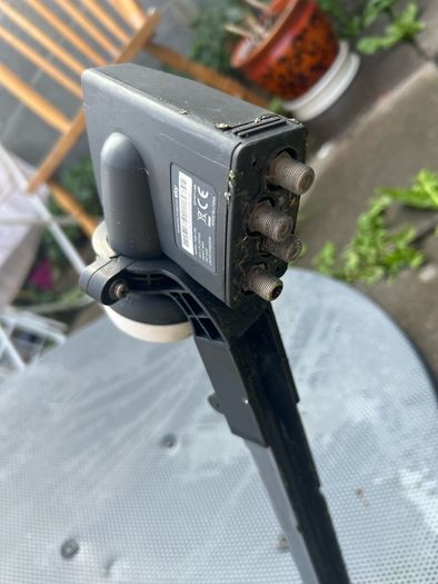 satellite dish antenna with LNB