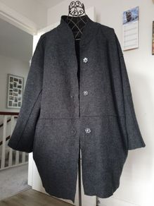Oska Coat Size 3