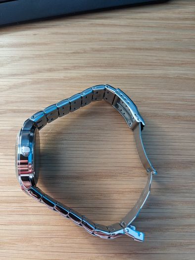 Accurist Gents Watch