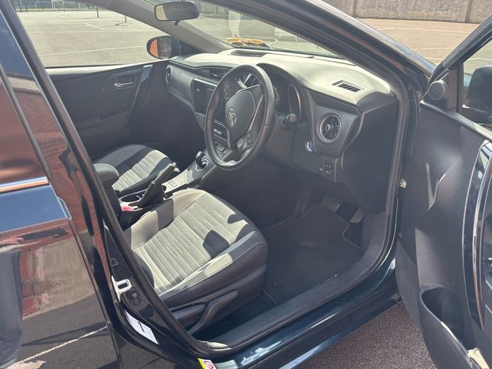 2015 Toyota Auris