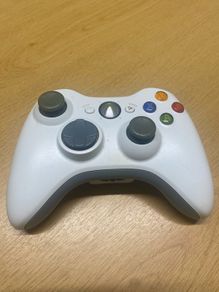 Official Xbox 360 Wireless Controller White + Original Rechargeable Battery Pack