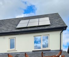 Complete Solar PV System (1.65kW Panels + 1.5kW Inverter + Roof Mounting Rails)