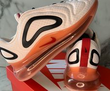 Premium Cushioning Nike Air Max 720