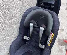 Maxi Cosi car seat