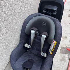Maxi Cosi car seat