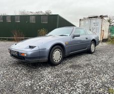 Nissan 300